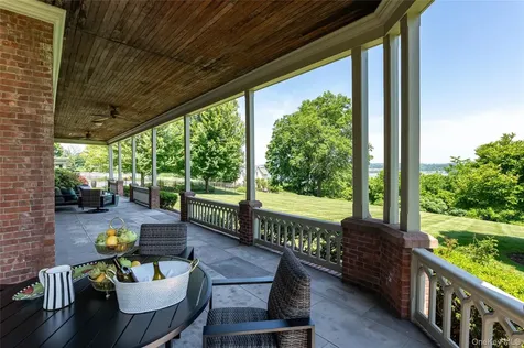 560 Grand Avenue Balmville NY 12550