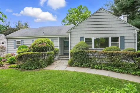 25 Scott Circle Purchase NY 10577