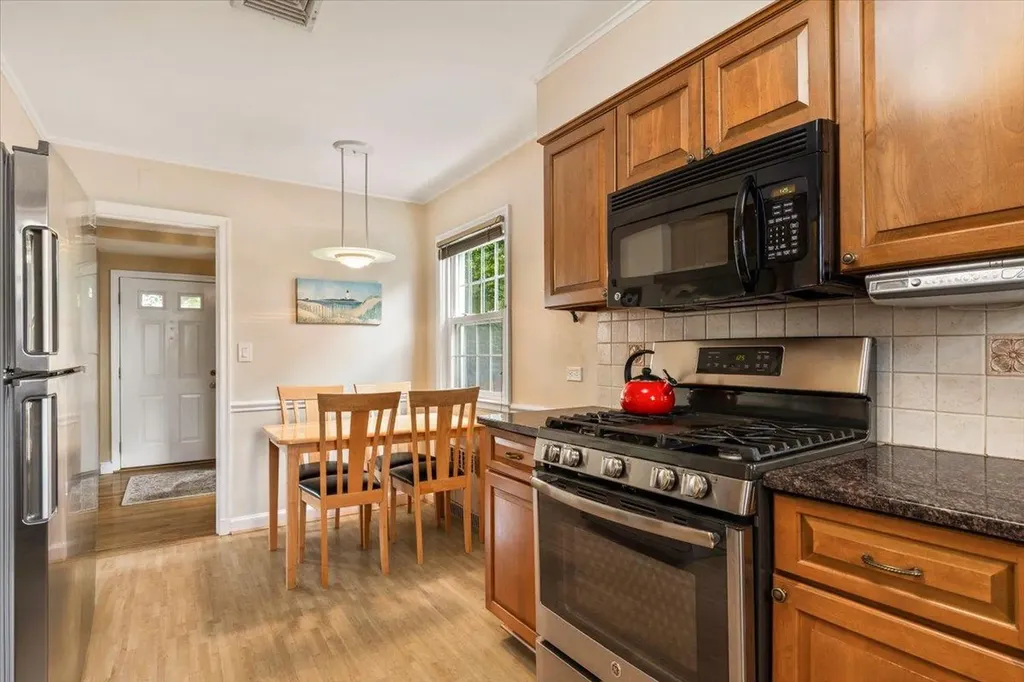 94 Sprague Road Scarsdale NY 10583