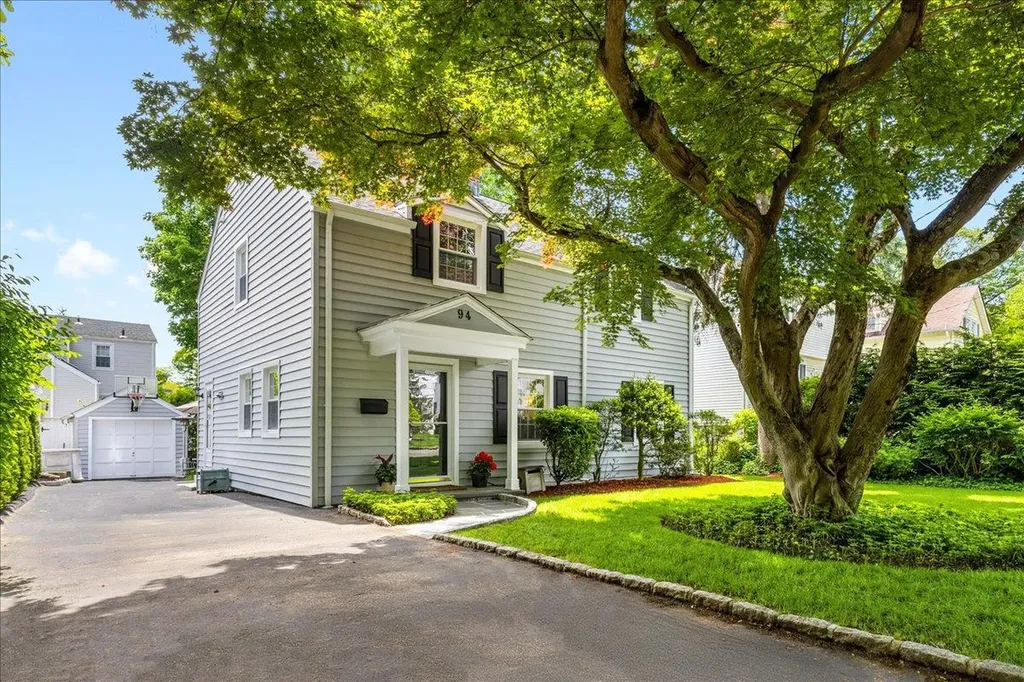 94 Sprague Road Scarsdale NY 10583