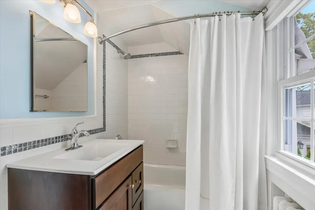 94 Sprague Road Scarsdale NY 10583