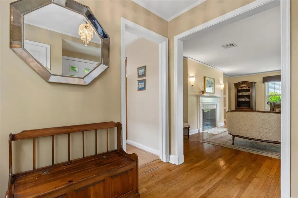 94 Sprague Road Scarsdale NY 10583