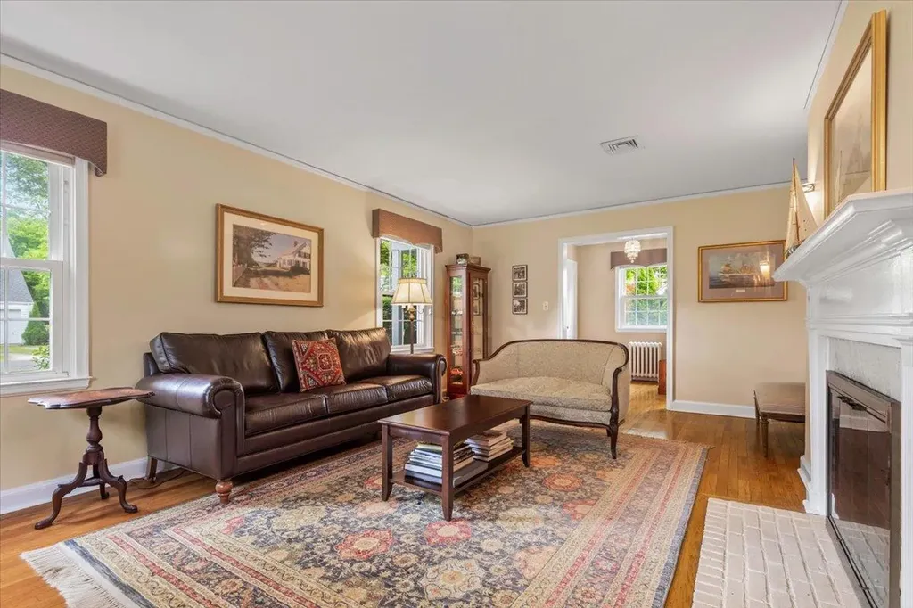 94 Sprague Road Scarsdale NY 10583