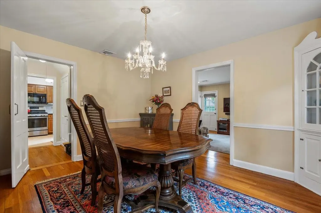 94 Sprague Road Scarsdale NY 10583