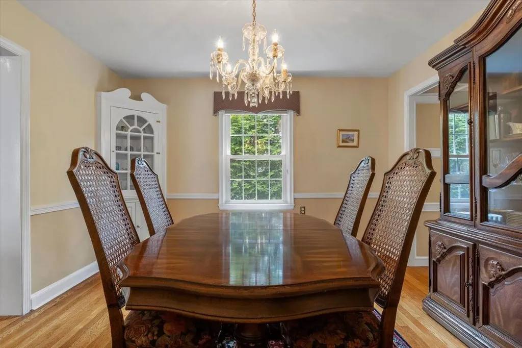 94 Sprague Road Scarsdale NY 10583