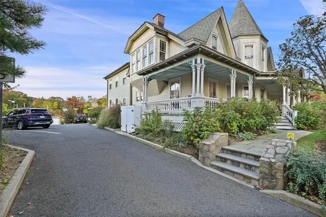 413-415 Bedford Road Pleasantville NY 10570