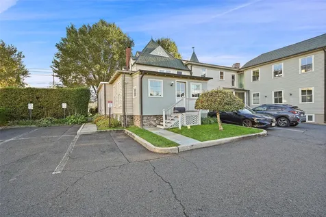 413-415 Bedford Road Pleasantville NY 10570