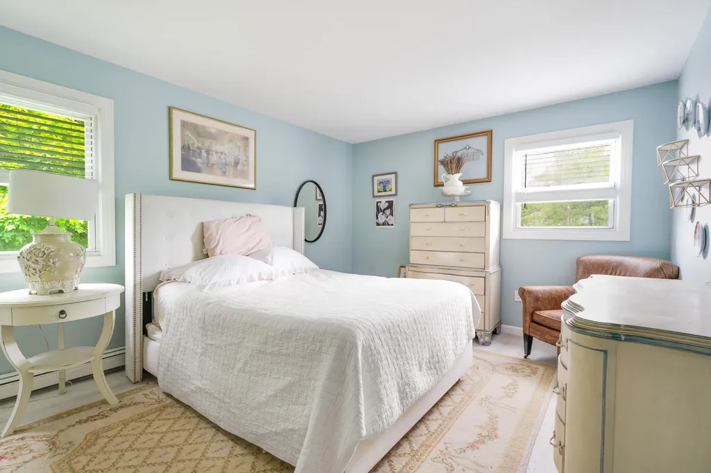 53 Cardinal Drive Poughkeepsie NY 12601