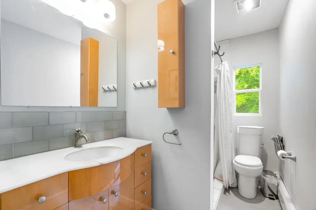 53 Cardinal Drive Poughkeepsie NY 12601