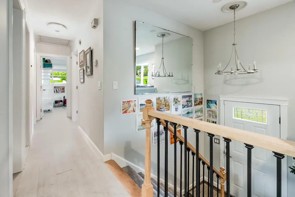 53 Cardinal Drive Poughkeepsie NY 12601