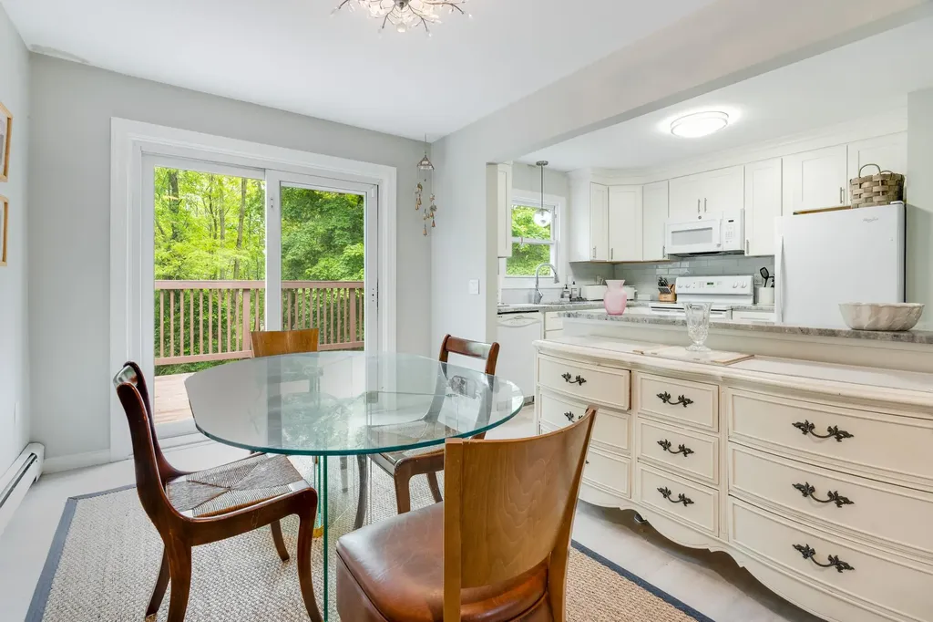 53 Cardinal Drive Poughkeepsie NY 12601