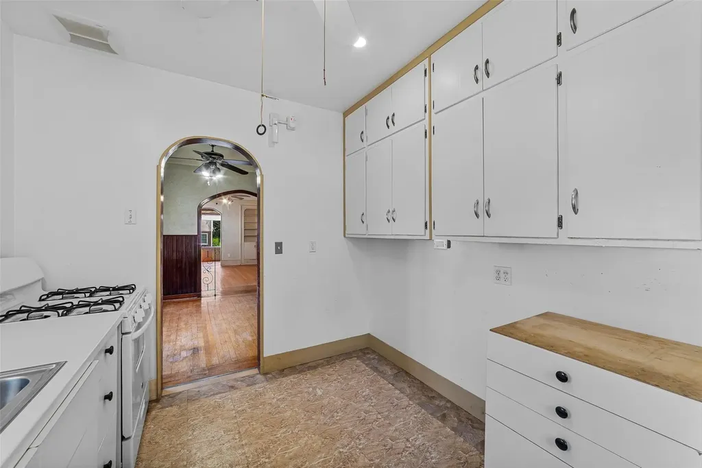 22 Delano Avenue Yonkers NY 10704