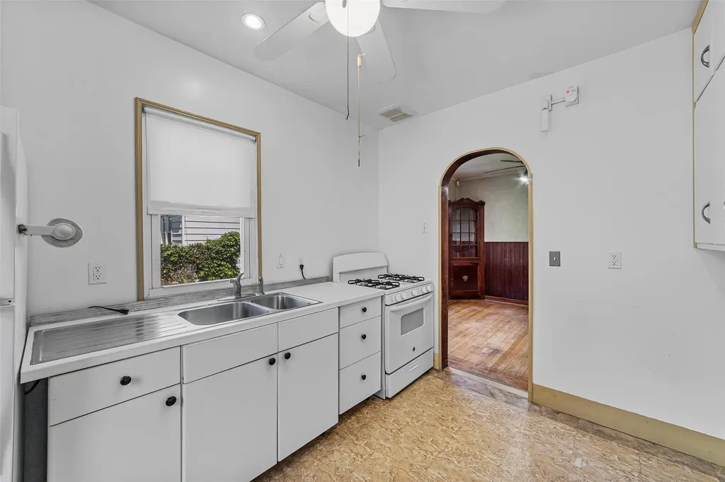 22 Delano Avenue Yonkers NY 10704