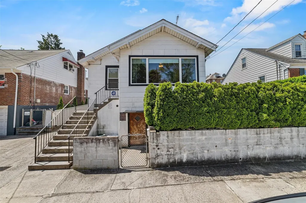 22 Delano Avenue Yonkers NY 10704
