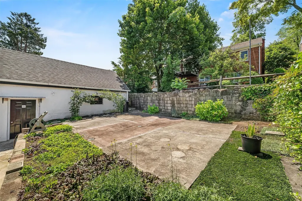 22 Delano Avenue Yonkers NY 10704