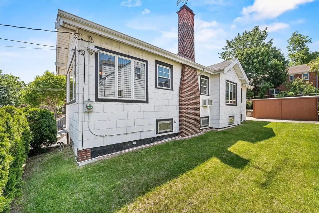 22 Delano Avenue Yonkers NY 10704