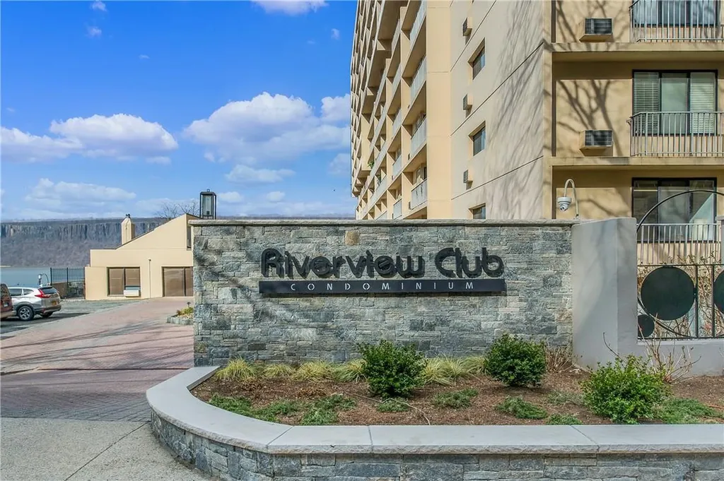 1155 Warburton Avenue Yonkers NY 10701