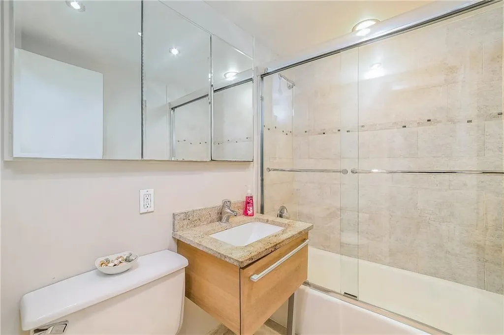 1155 Warburton Avenue Yonkers NY 10701