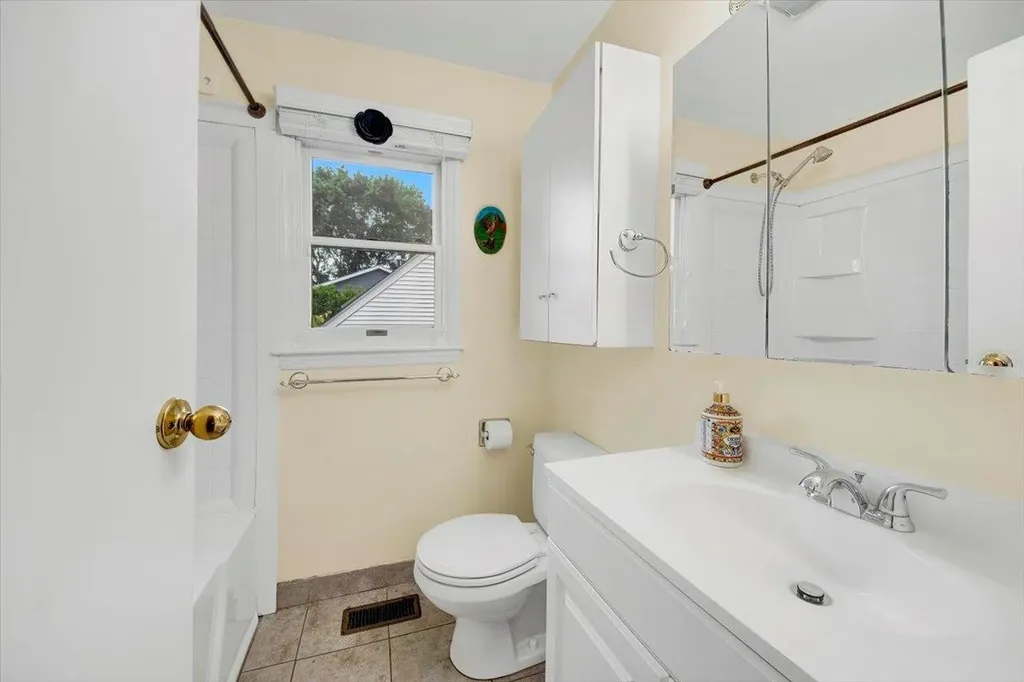 22 Livingston Avenue Valhalla NY 10595