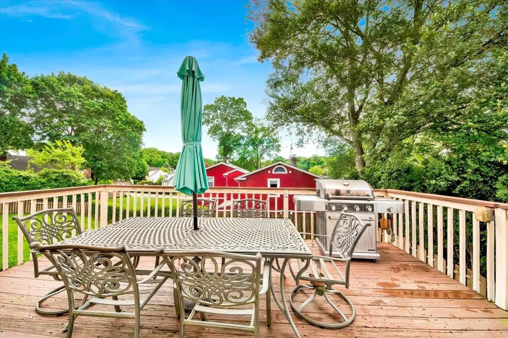 22 Livingston Avenue Valhalla NY 10595