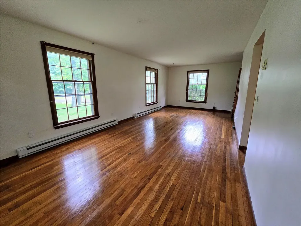 34 Pine Court Middletown NY 10941
