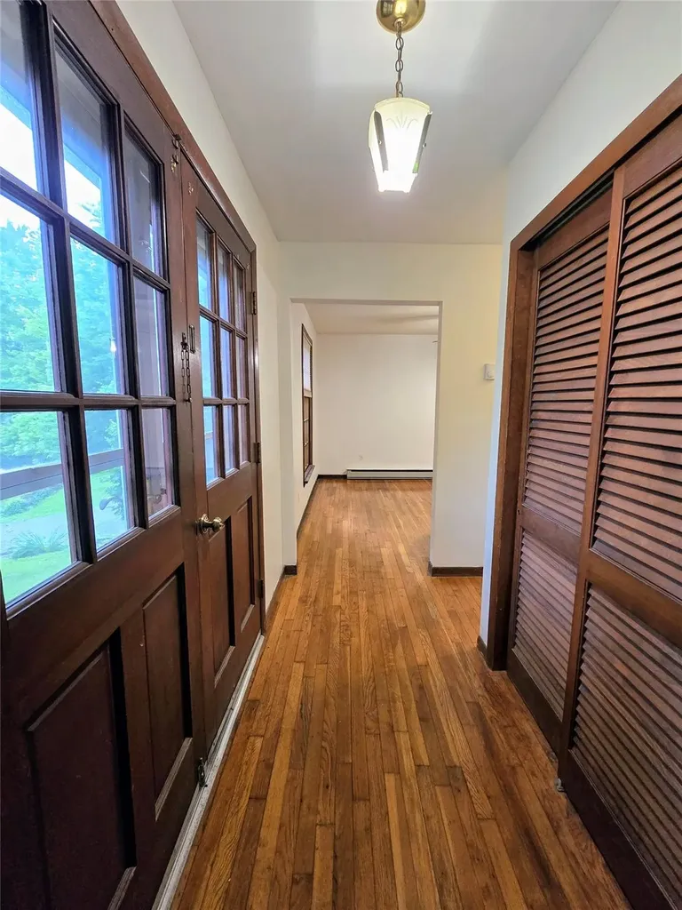 34 Pine Court Middletown NY 10941