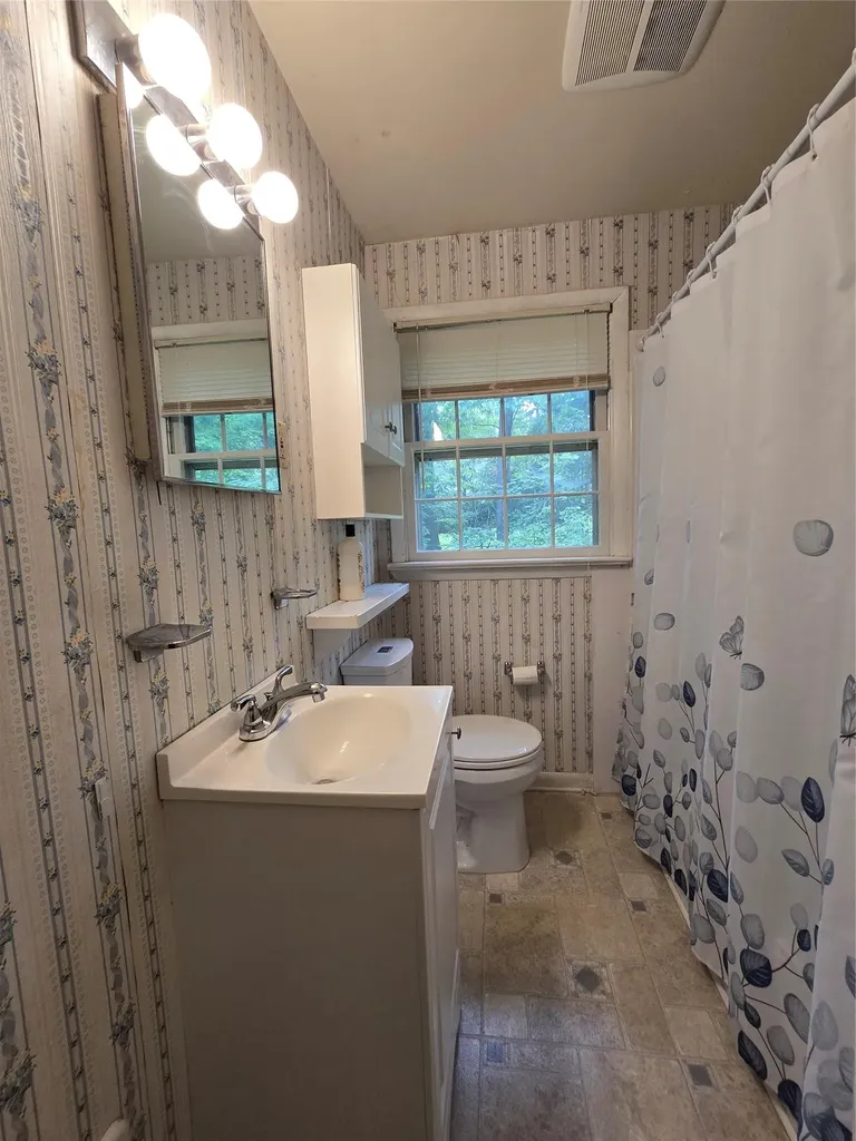34 Pine Court Middletown NY 10941