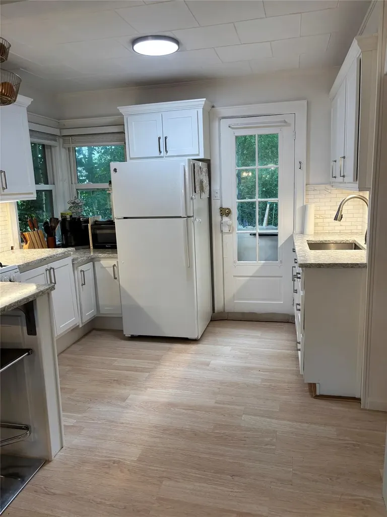 20 Locust Road Wading River NY 11792