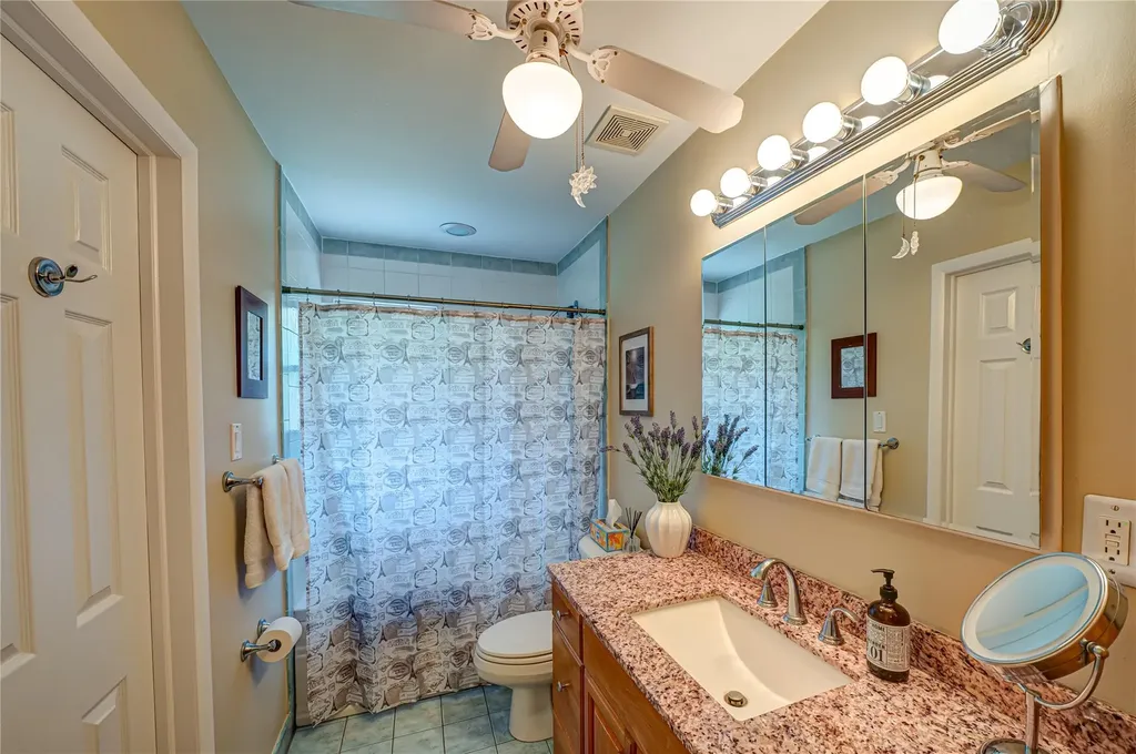 8 Baylor Drive Smithtown NY 11787