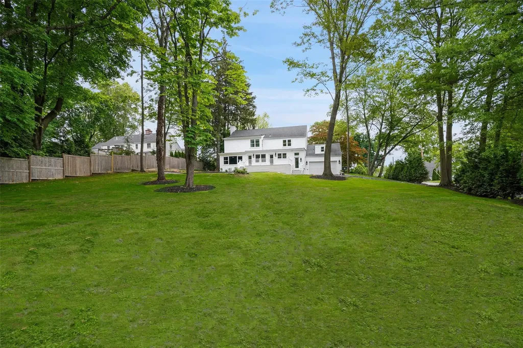2 Crawford Road Harrison NY 10528
