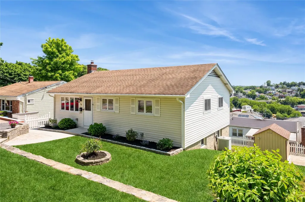 98 Hillside Avenue Yonkers NY 10703