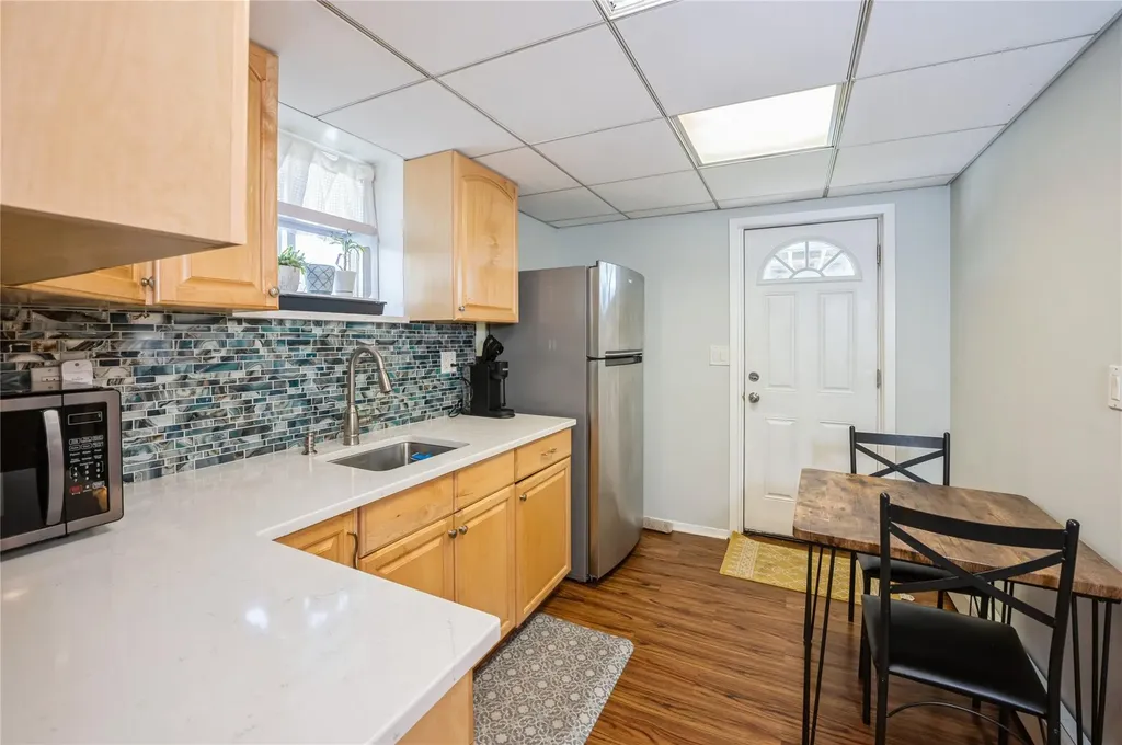 98 Hillside Avenue Yonkers NY 10703
