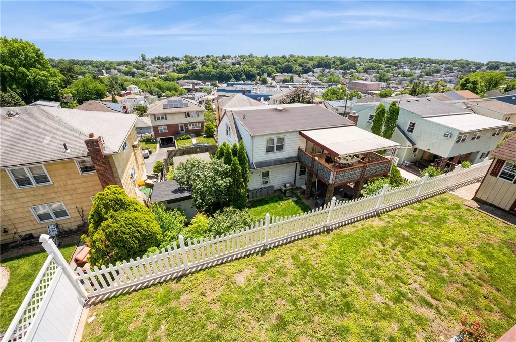 98 Hillside Avenue Yonkers NY 10703