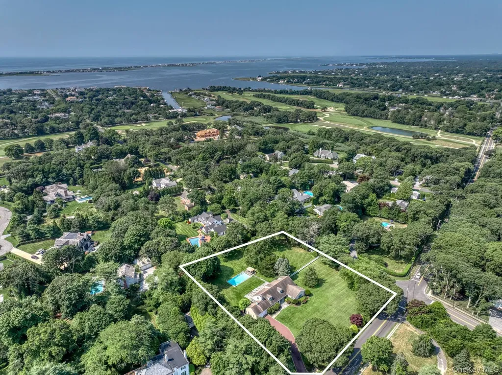73 South Road Westhampton Beach NY 11978