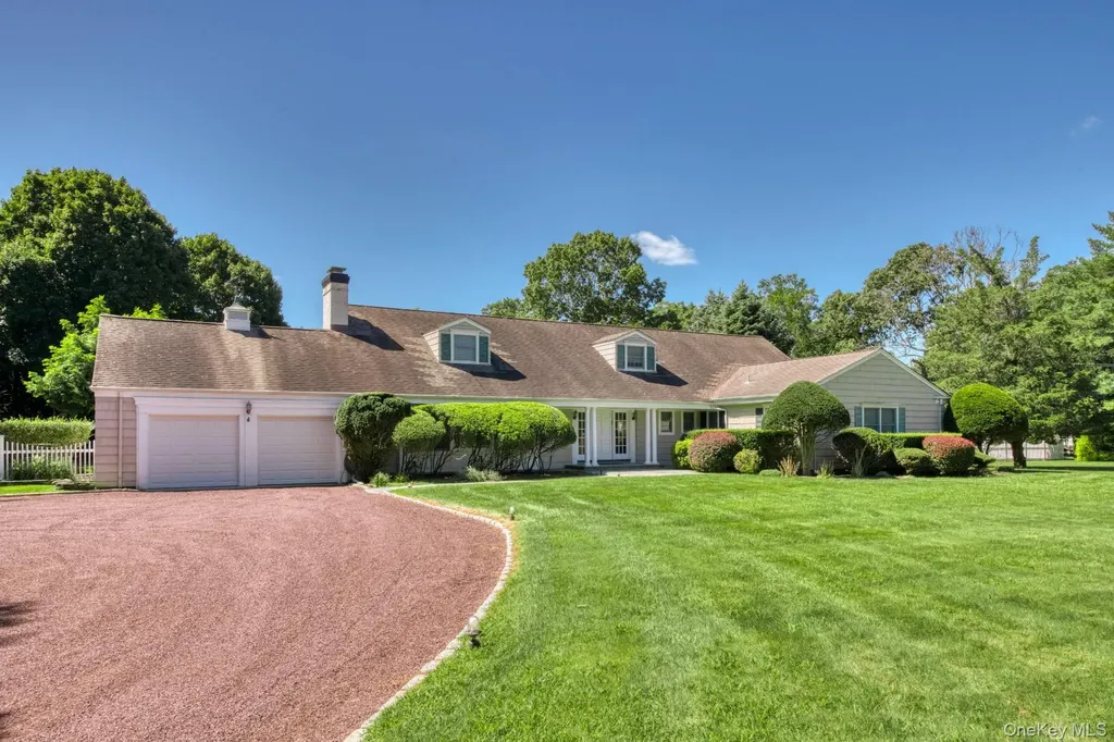 73 South Road Westhampton Beach NY 11978