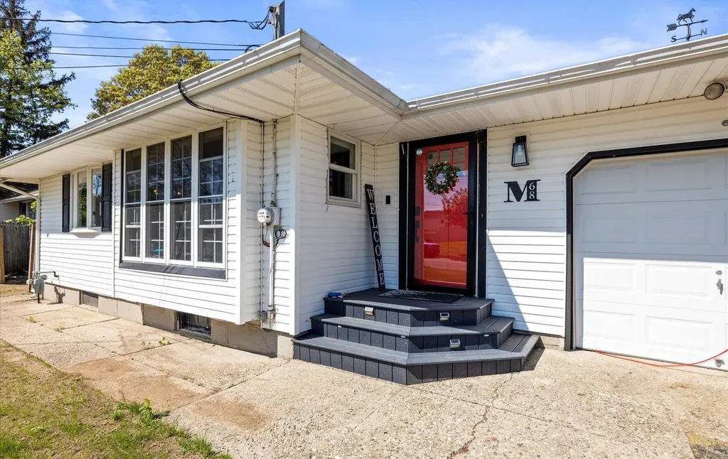 68 Ruland Road Selden NY 11784