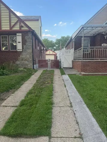 8023 247th Street Bellerose NY 11426