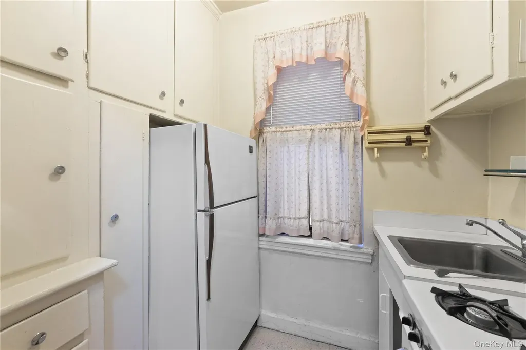 3000 Valentine Avenue Bronx NY 10458