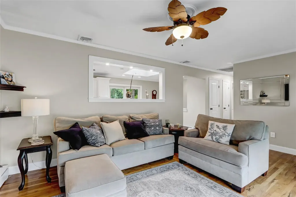 42 Sands Lane Brookhaven NY 11719