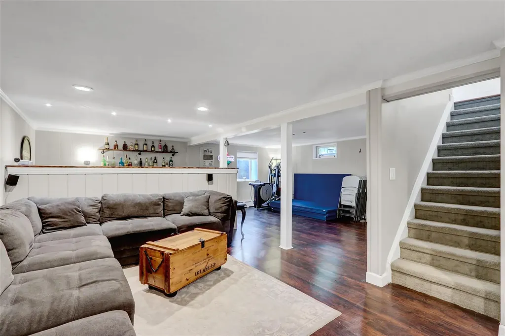 42 Sands Lane Brookhaven NY 11719