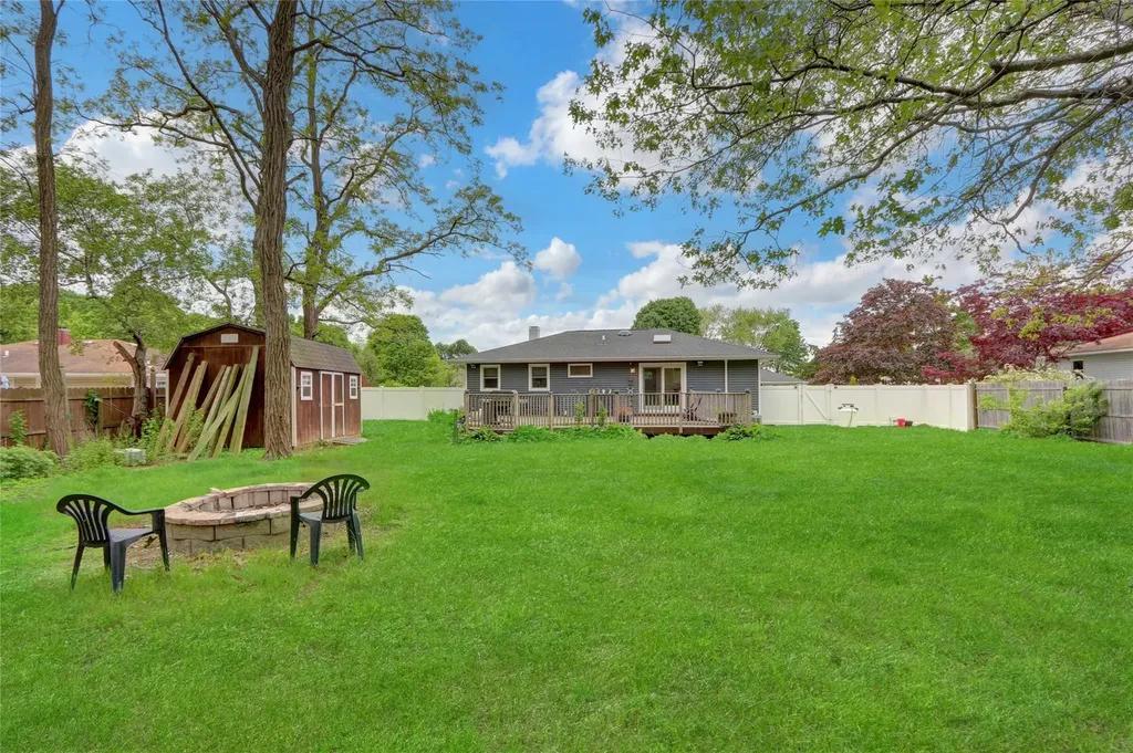 42 Sands Lane Brookhaven NY 11719