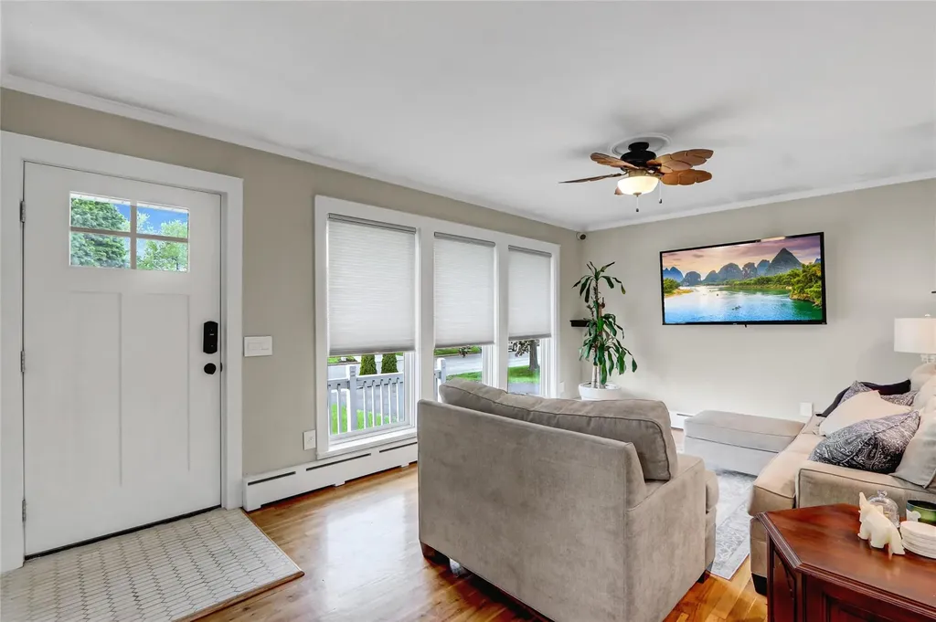 42 Sands Lane Brookhaven NY 11719