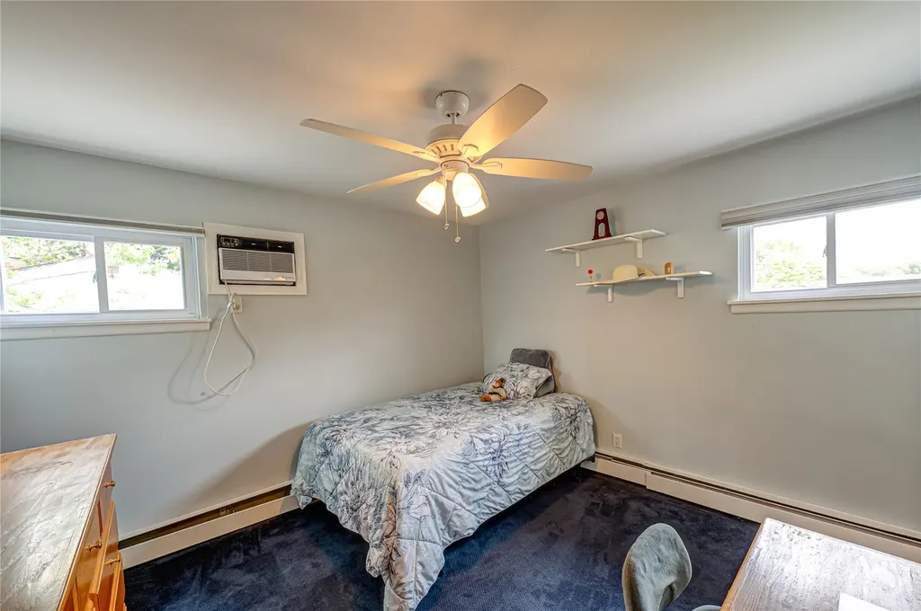 964 Manor Lane Bay Shore NY 11706