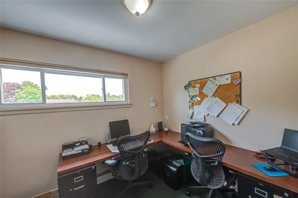 964 Manor Lane Bay Shore NY 11706