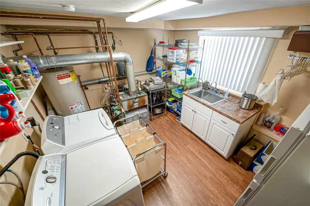 964 Manor Lane Bay Shore NY 11706