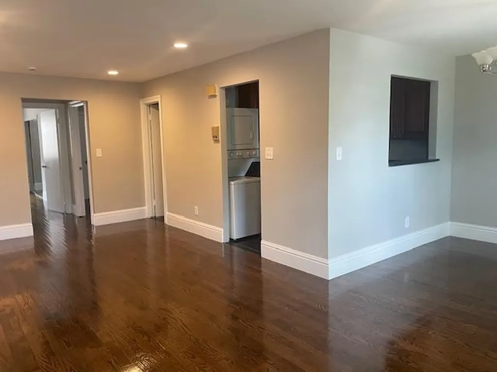 627 Chestnut Street Cedarhurst NY 11516