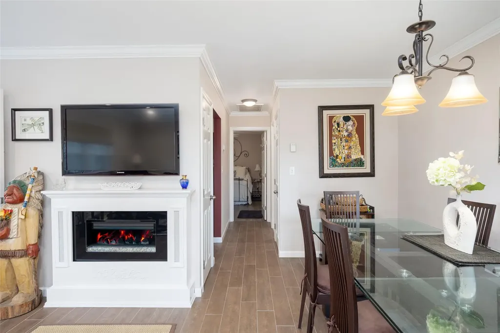 7 Harbor N Amityville NY 11701