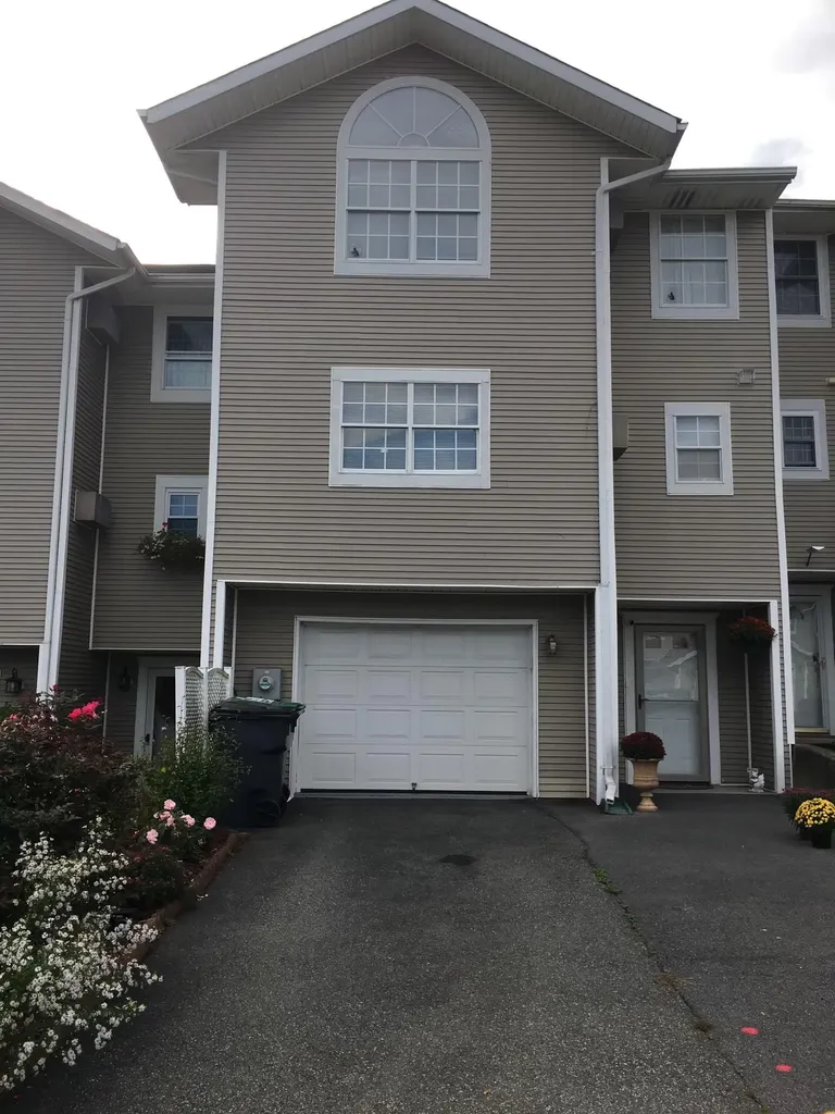 23 Brookside Drive W Harriman NY 10926