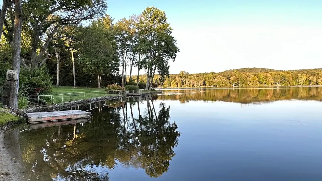 35 Brookside Avenue Putnam Valley NY 10579