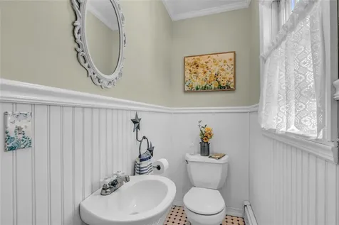 170 Little East Neck Road S Babylon NY 11702